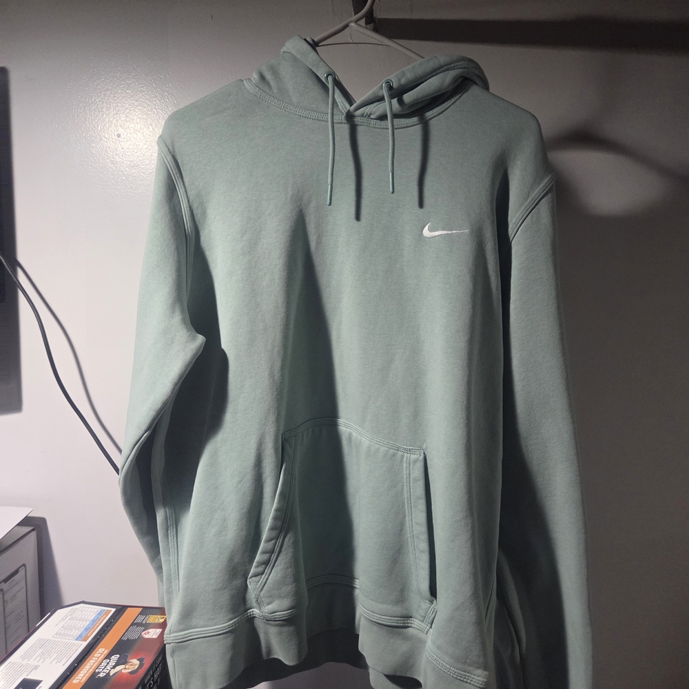 Nike Men's Medium Mint Green Pullover Hoodie